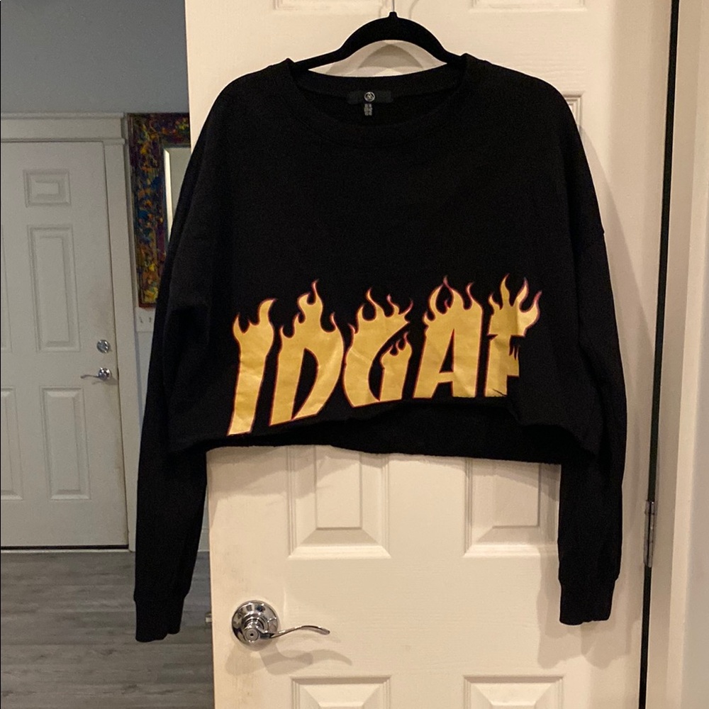 Black Cropped Sweatshirt with Flame Design